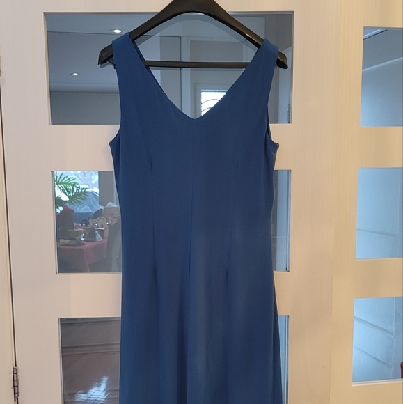 Laura Dress - Picture 2 of 2